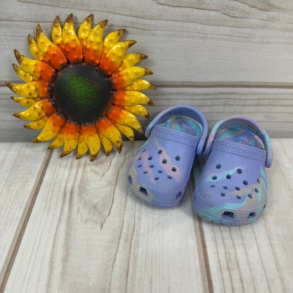 Kids Crocs Clog Shoes Size 4 Lavender Swirl‎ Slip On Sandals